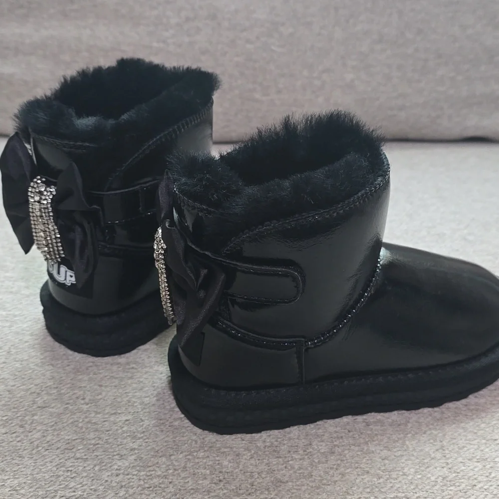 Metallic Black Faux Fur Rhinestone Tassel Bow Boots